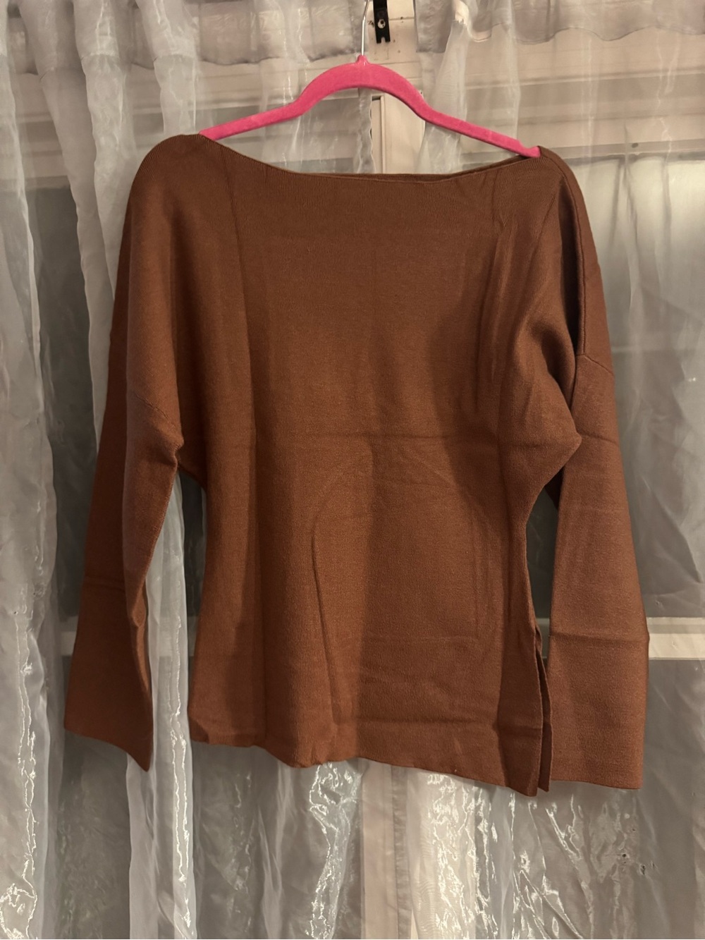 Saodimallsu Off-the-Shoulder Knit Sweater in Brown